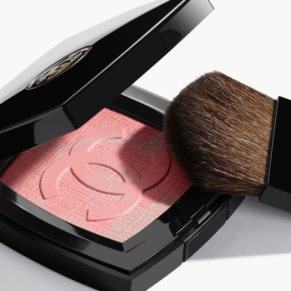 FANTAISIE DE CHANEL Illuminating Powder Blush Spring 2023 Limited Edition